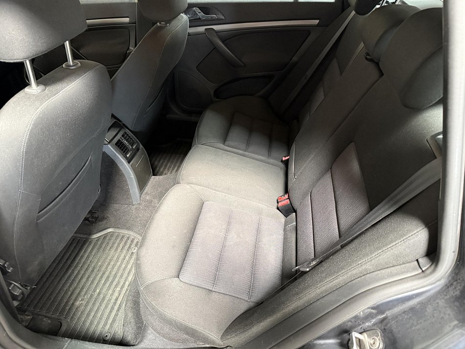 Škoda Octavia II 2.0 TDi 