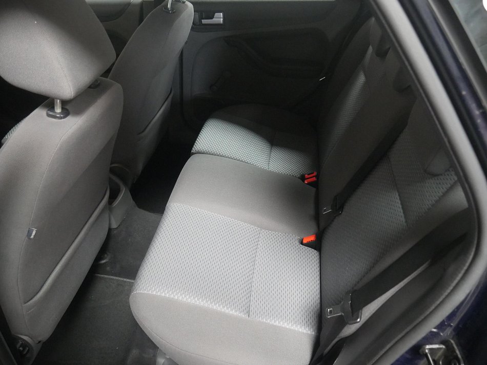 Ford Focus 1.6 16V 
