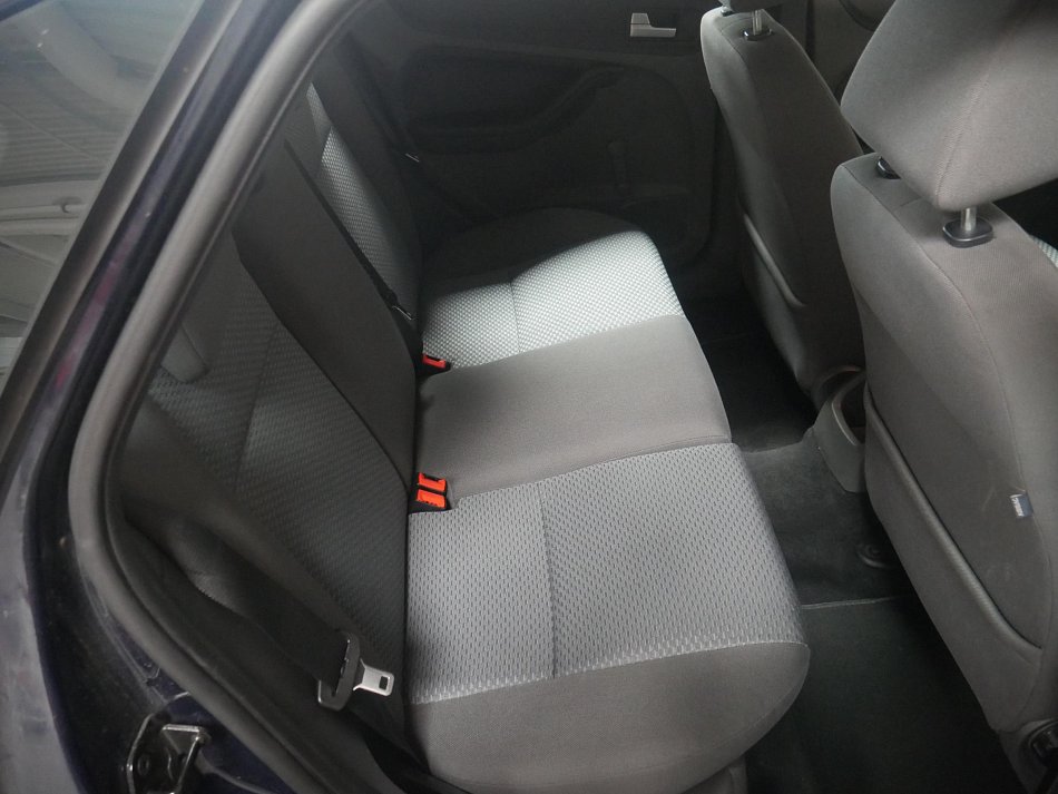 Ford Focus 1.6 16V 