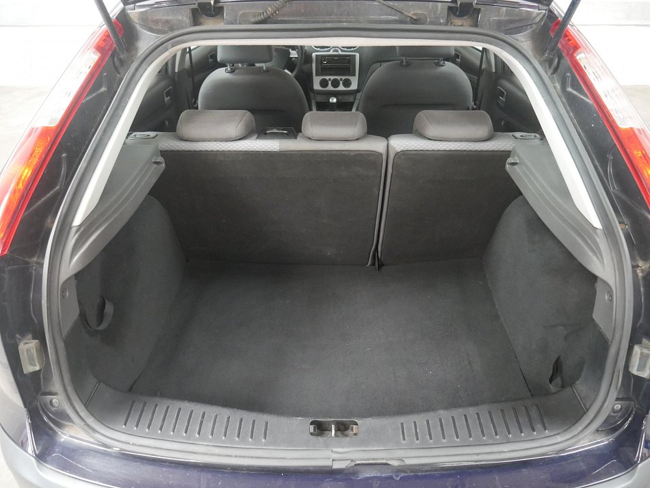 Ford Focus 1.6 16V 