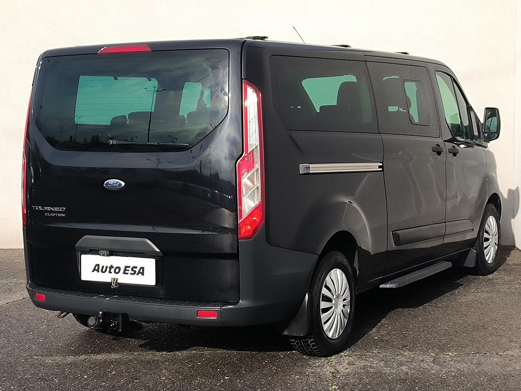 Ford Tourneo Custom 2.2TDCi Trend L2