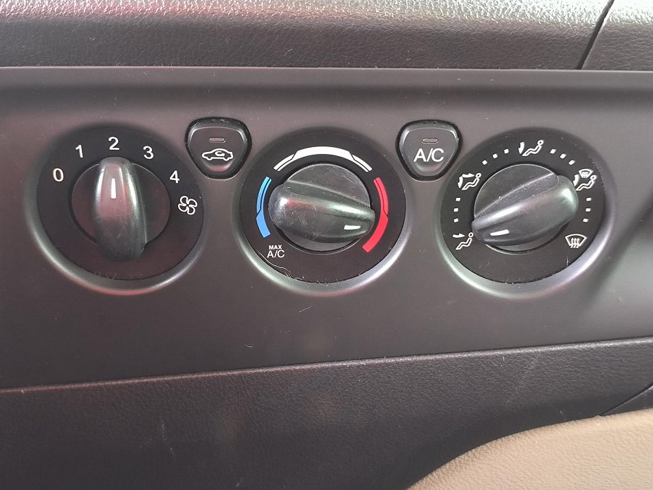 Ford Tourneo Custom 2.2TDCi Trend L2