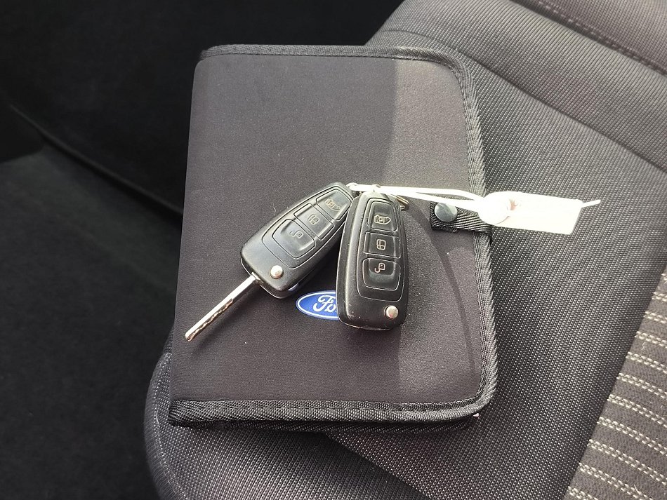 Ford Tourneo Custom 2.2TDCi Trend L2