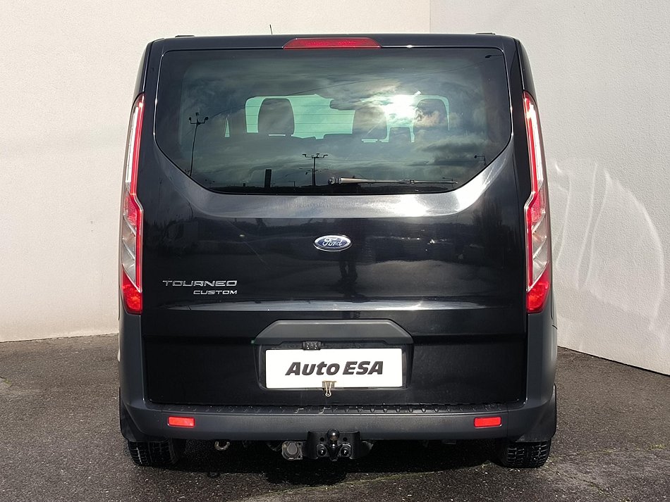 Ford Tourneo Custom 2.2TDCi Trend L2