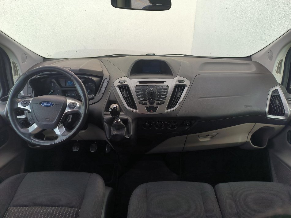 Ford Tourneo Custom 2.2TDCi Trend L2