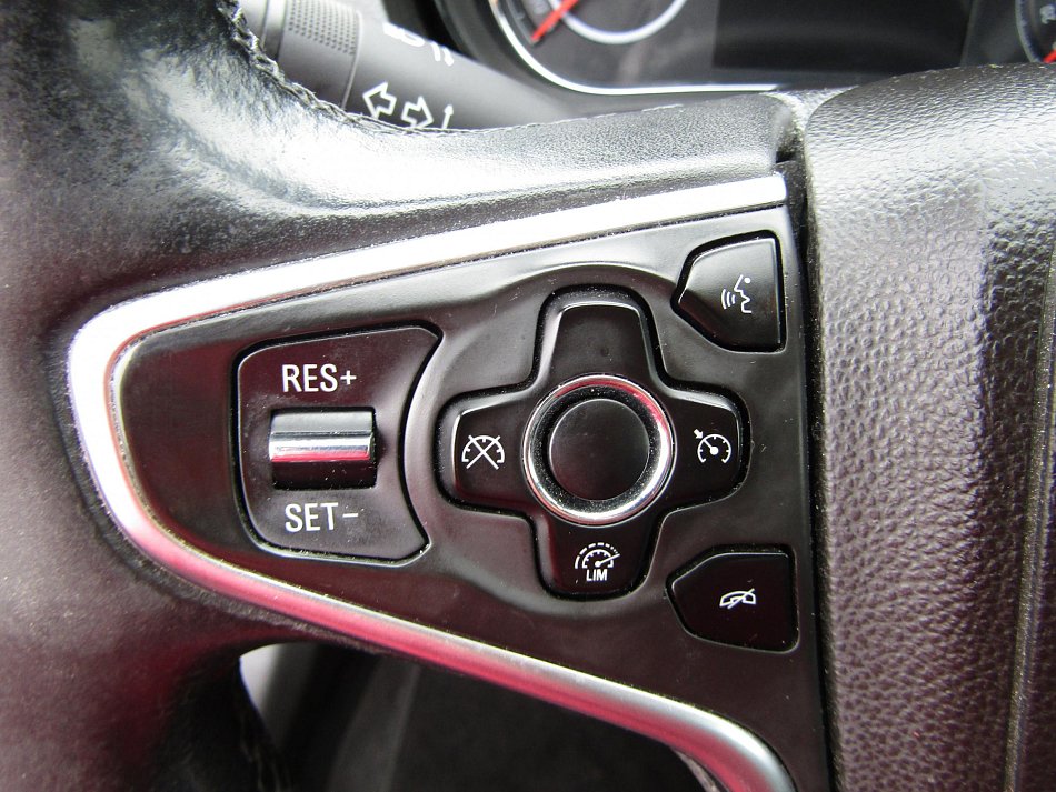 Opel Insignia 1.6CDTi 