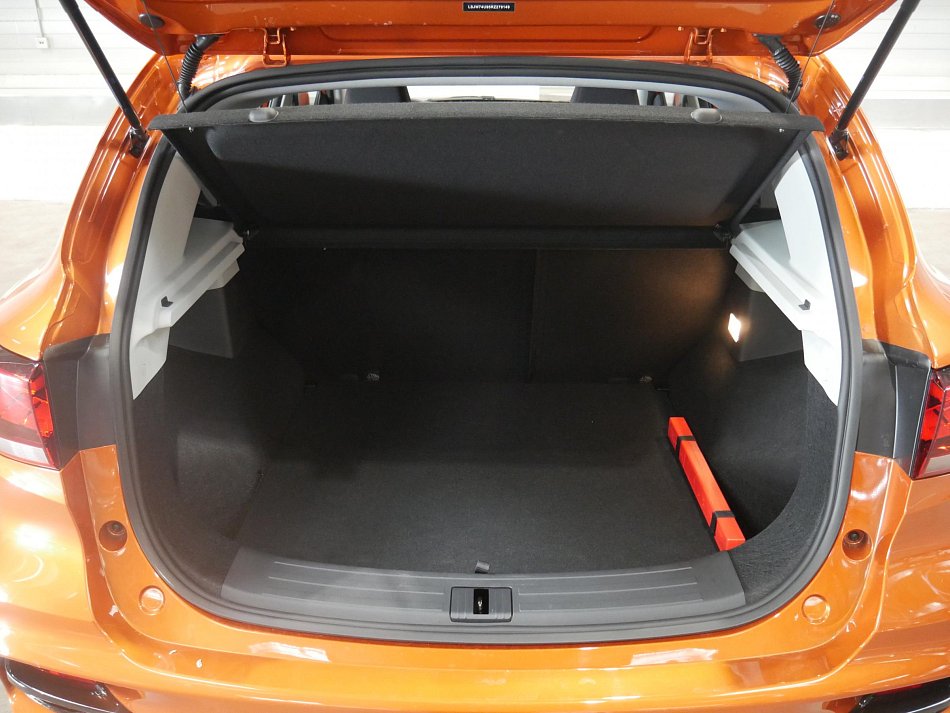 MG ZS 1.5i Essential