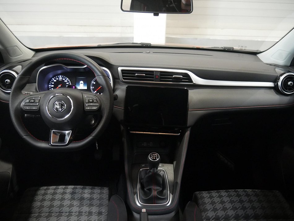 MG ZS 1.5i Essential