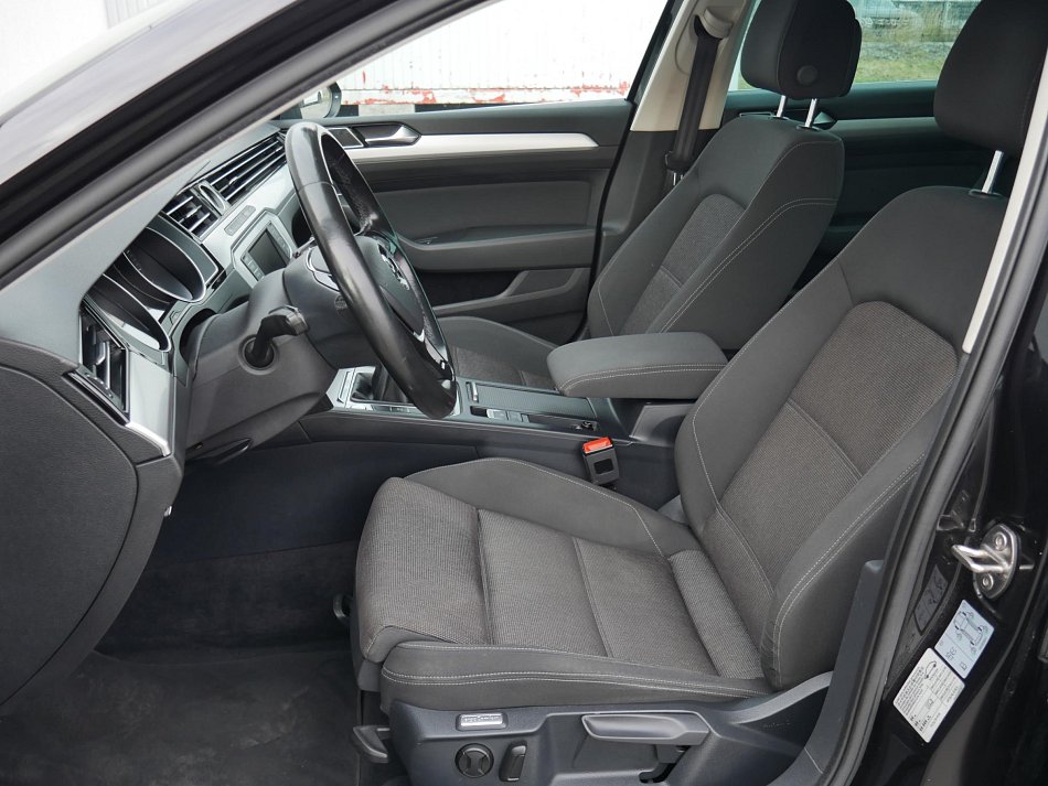 Volkswagen Passat 2.0 TDi 