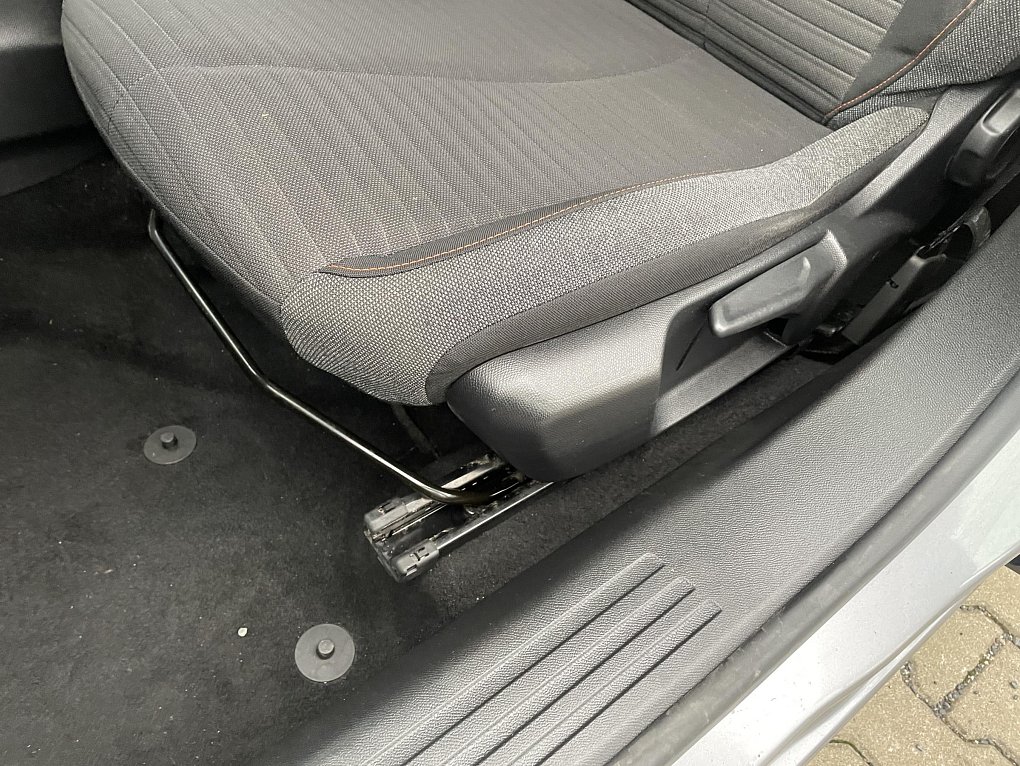 Peugeot 2008 1.5 HDi Active