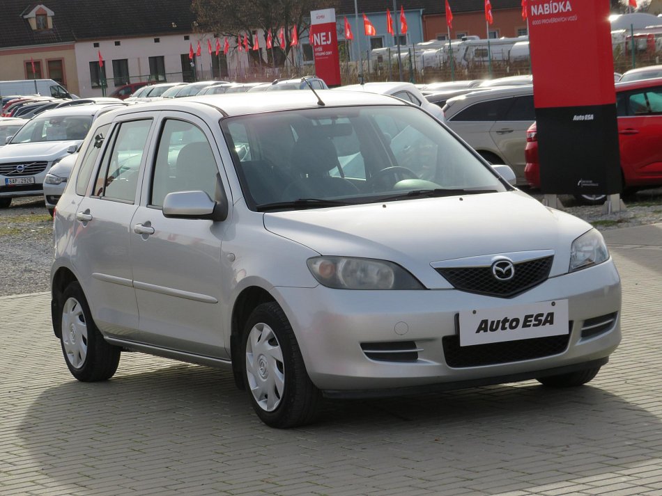 Mazda 2 1.2i 