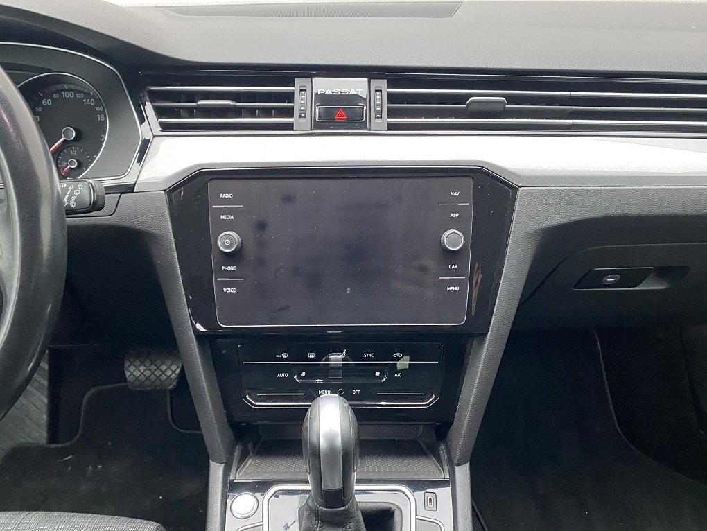 Volkswagen Passat 2.0 TDi Business