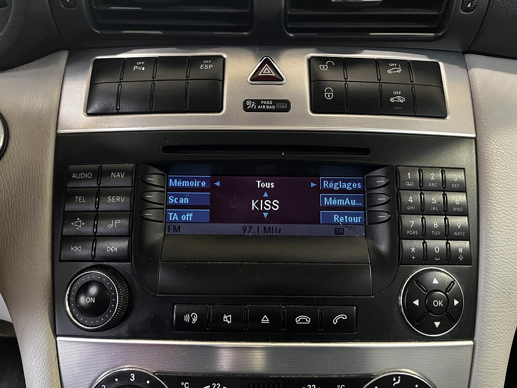 Mercedes-Benz Třída C 2.5 V6  C230