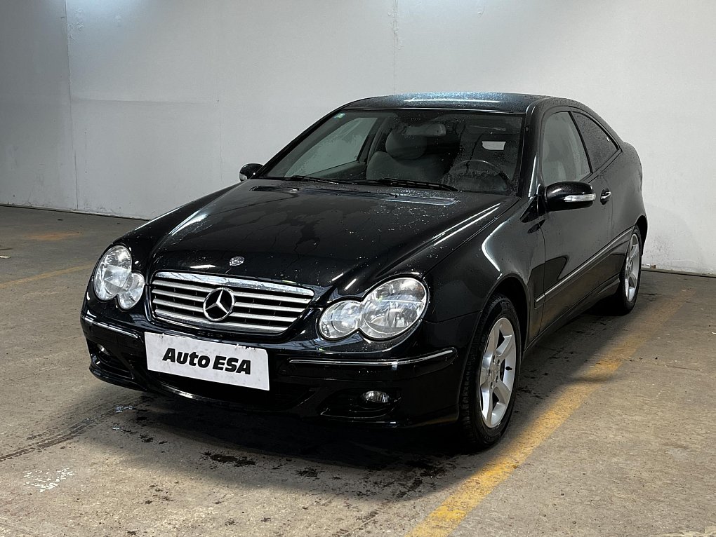Mercedes-Benz Třída C 2.5 V6  C230