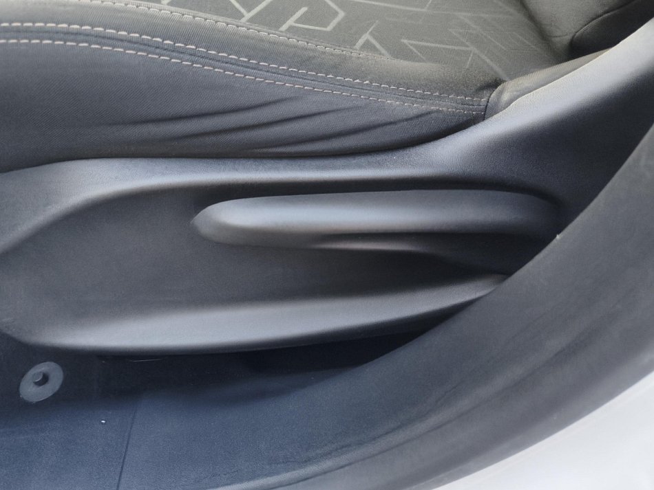 Peugeot 2008 1.6 HDi Style