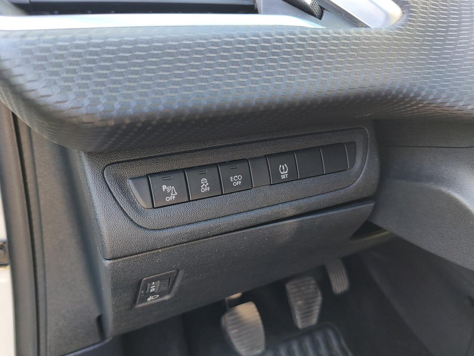 Peugeot 2008 1.6 HDi Style