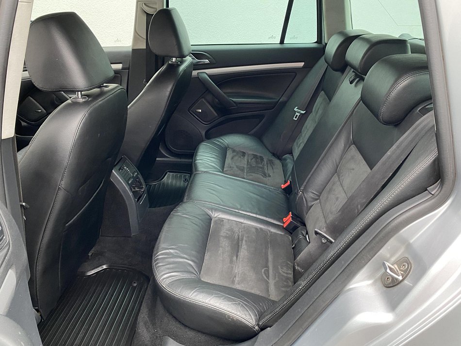 Škoda Octavia II 2.0TDi  4x4