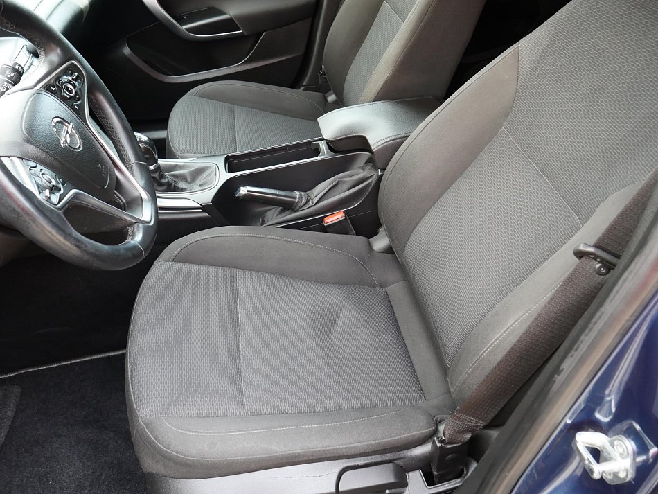 Opel Insignia 2.0 CDTi 