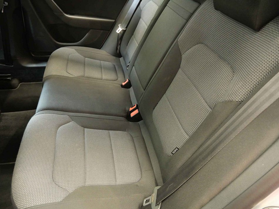 Volkswagen Passat 2.0 TDi Comfortline