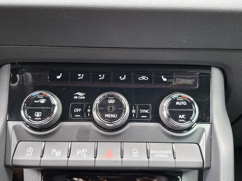 Škoda Karoq 1.5 TSi SportLine