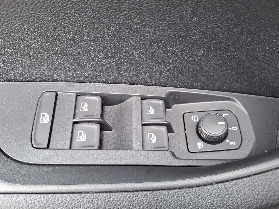 Škoda Karoq 1.5 TSi SportLine