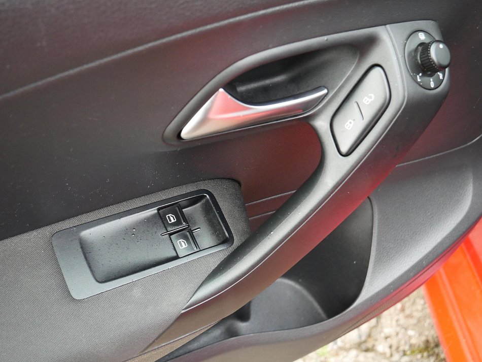 Volkswagen Polo 1.2 i 