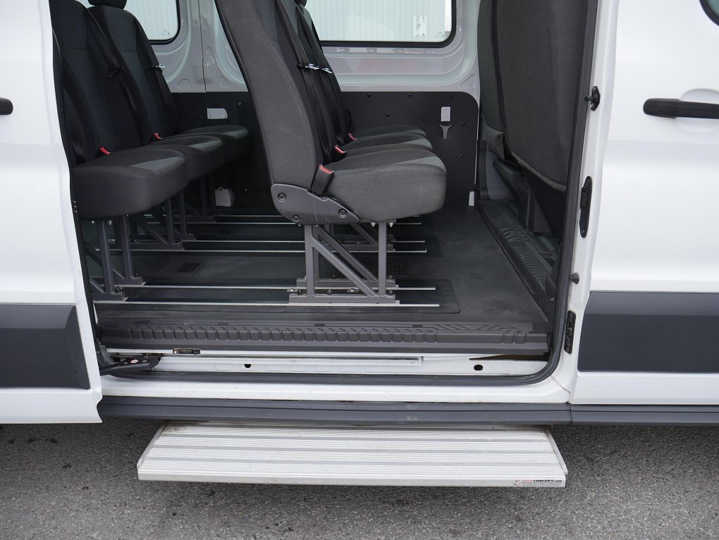 Ford Transit 2.2TDCi Trend L3H2 9míst