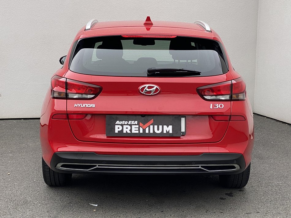 Hyundai I30 1.5 DPi Smart