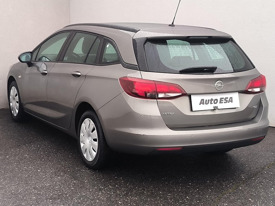 Opel Astra 1.6CDTi 