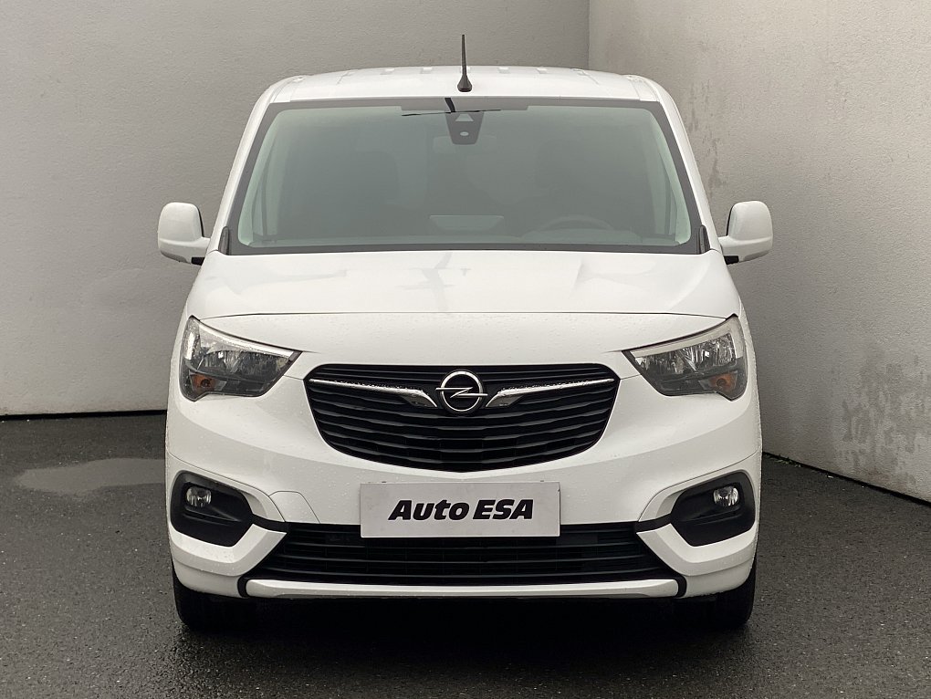 Opel Combo 1.2T Enjoy MAXi