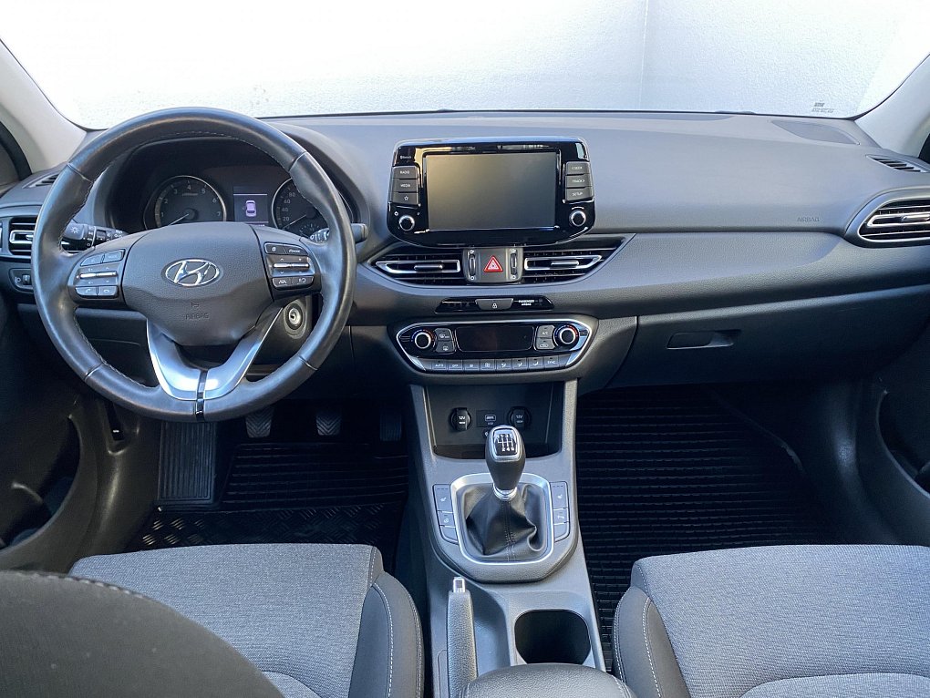 Hyundai I30 1.5 DPi Smart