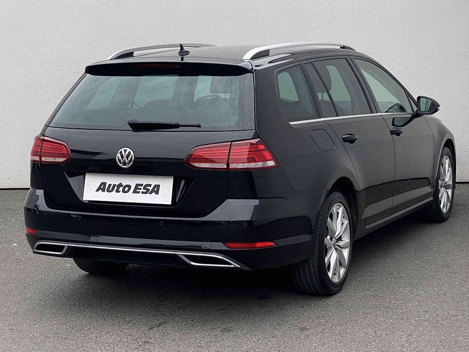 Volkswagen Golf 2.0 TDi Highline
