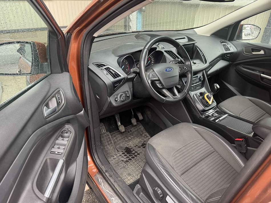 Ford Kuga 1.5 EB 