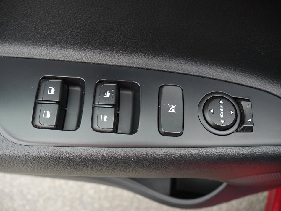 Kia Rio 1.4i 
