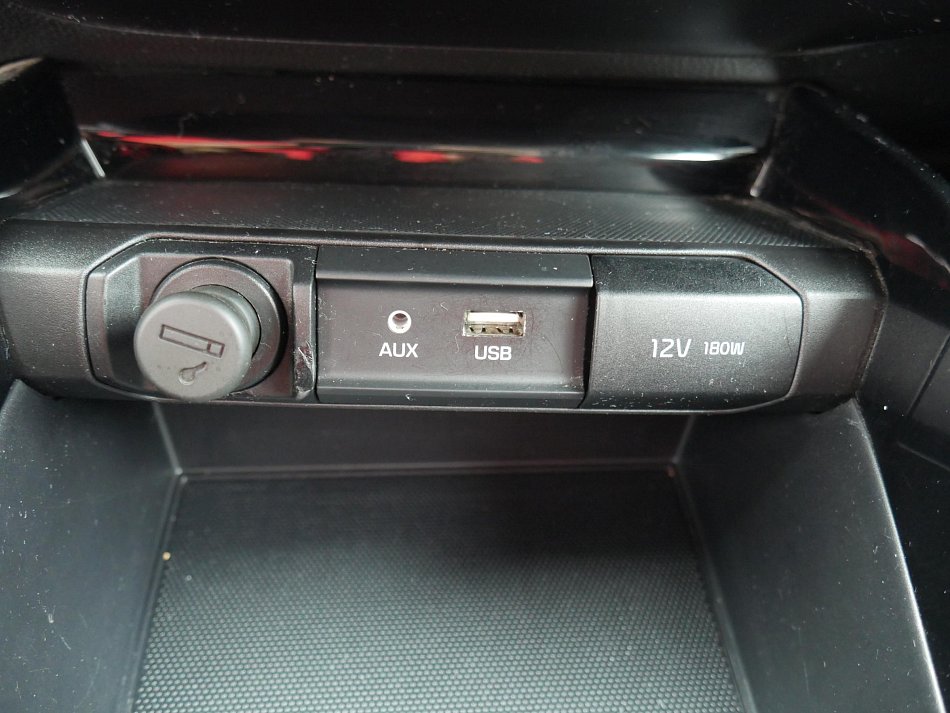 Kia Rio 1.4i 