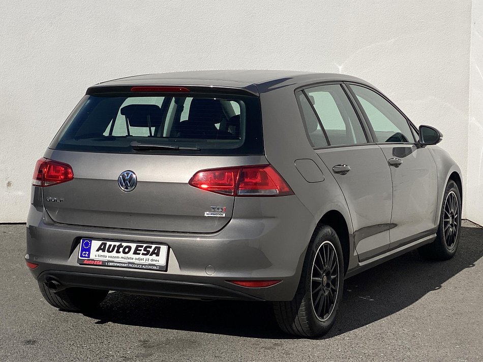 Volkswagen Golf 1.6 TDi 