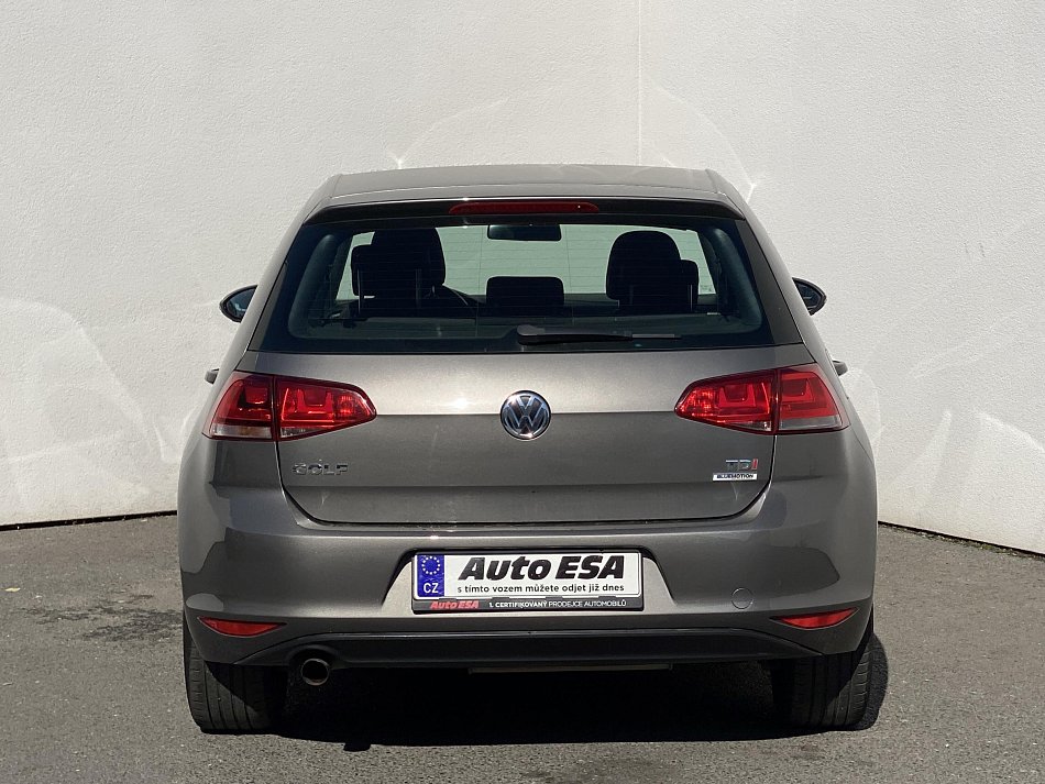 Volkswagen Golf 1.6 TDi 