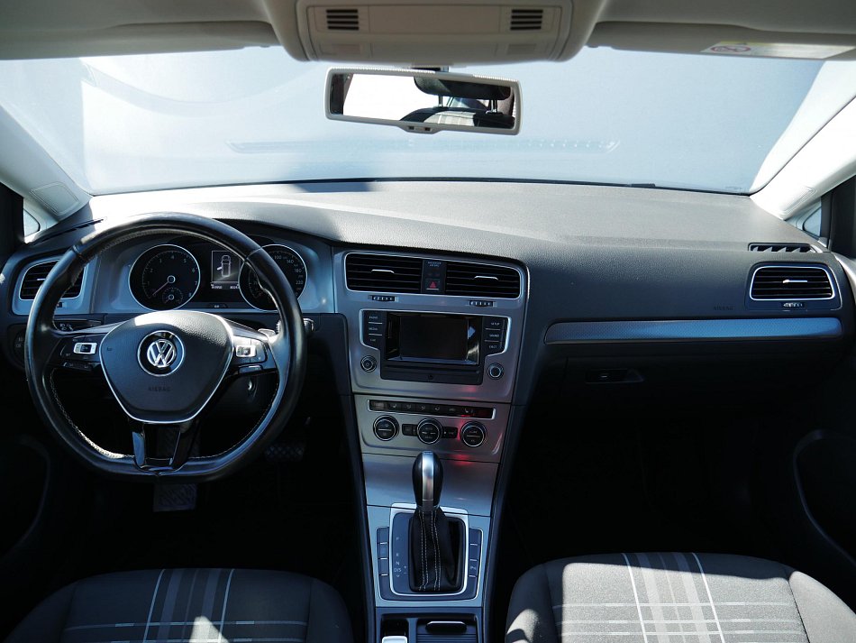 Volkswagen Golf 1.4 TSi 