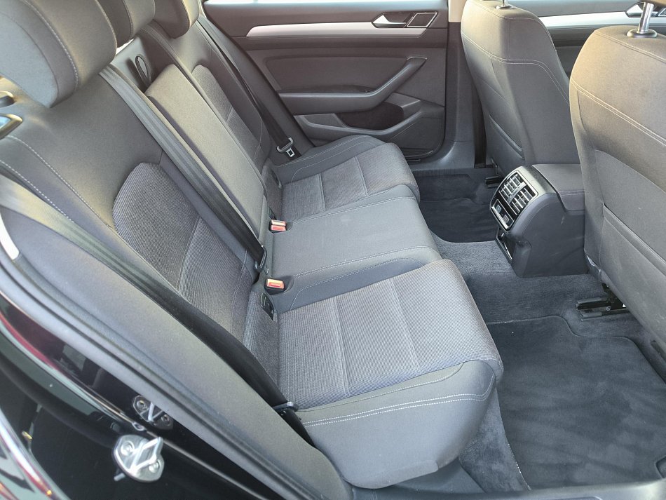 Volkswagen Passat 1.6 TDi Comfortline