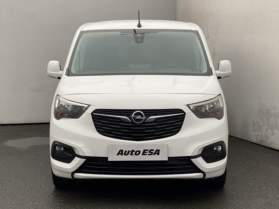 Opel Combo 1.2T Enjoy MAXi