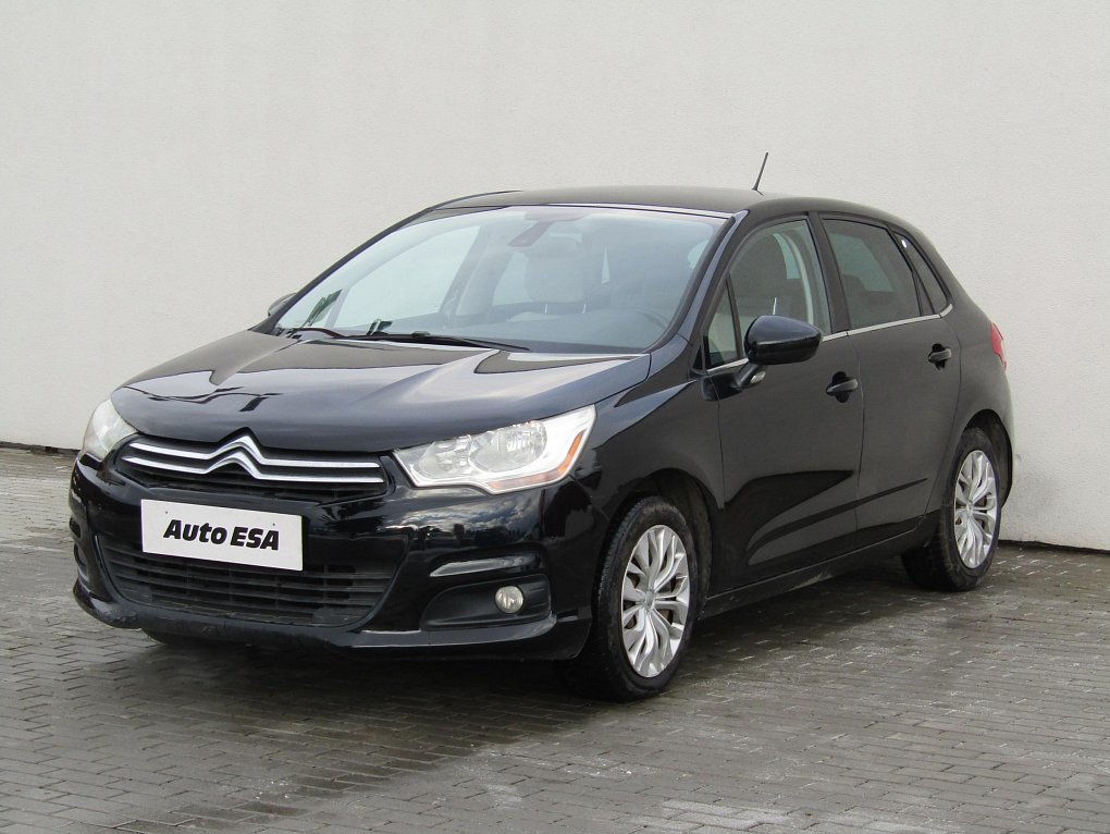 Citroën C4 1.4i 