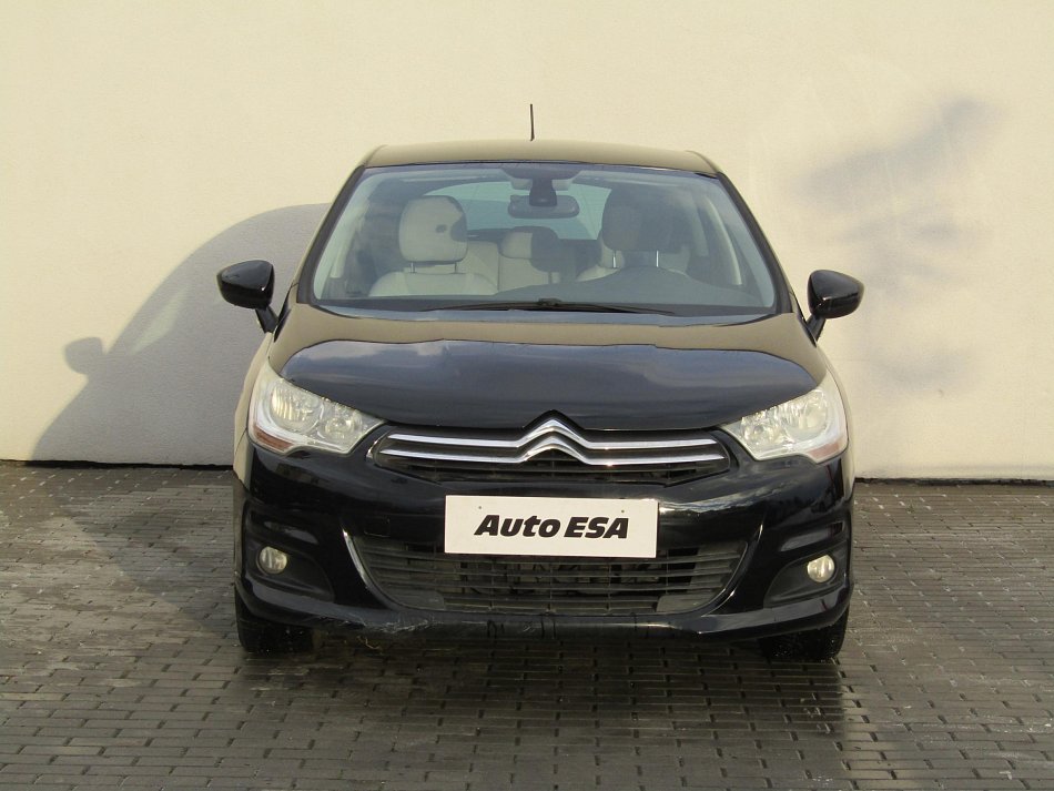 Citroën C4 1.4i 