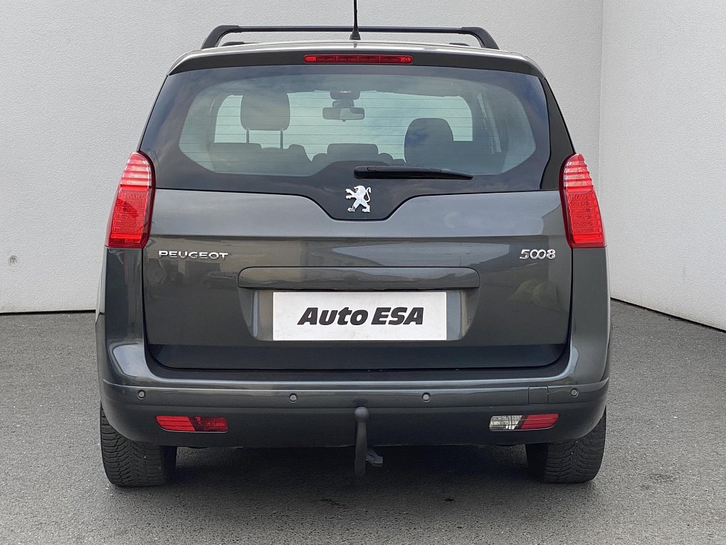 Peugeot 5008 1.6 VTi 