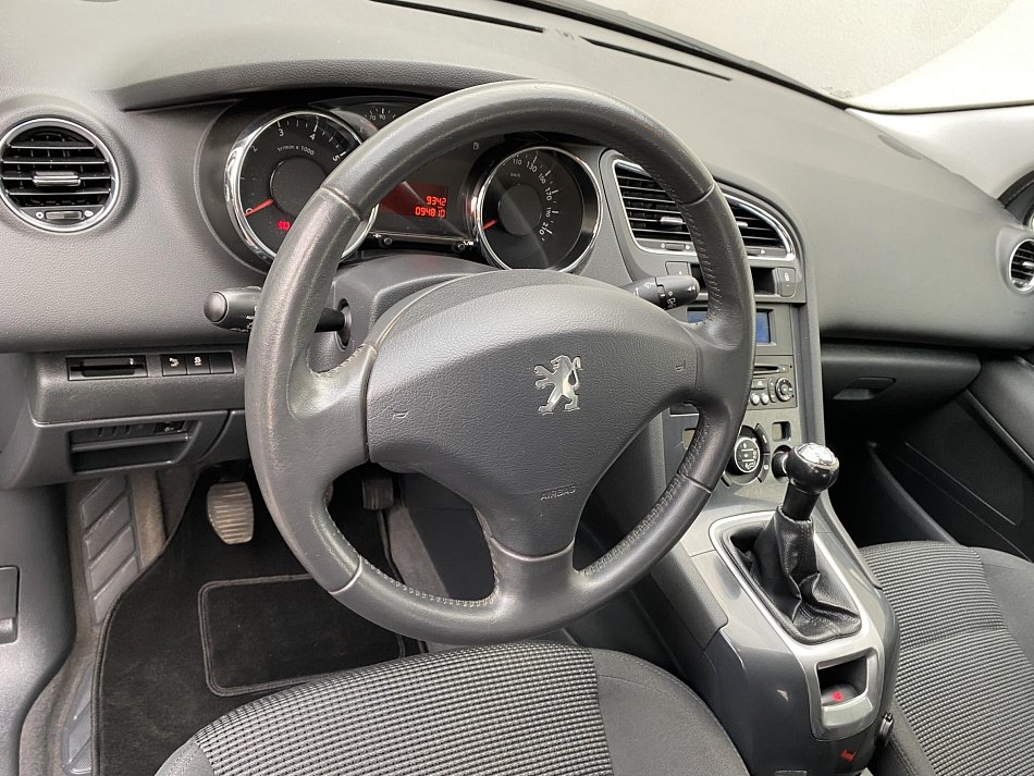 Peugeot 5008 1.6 VTi 