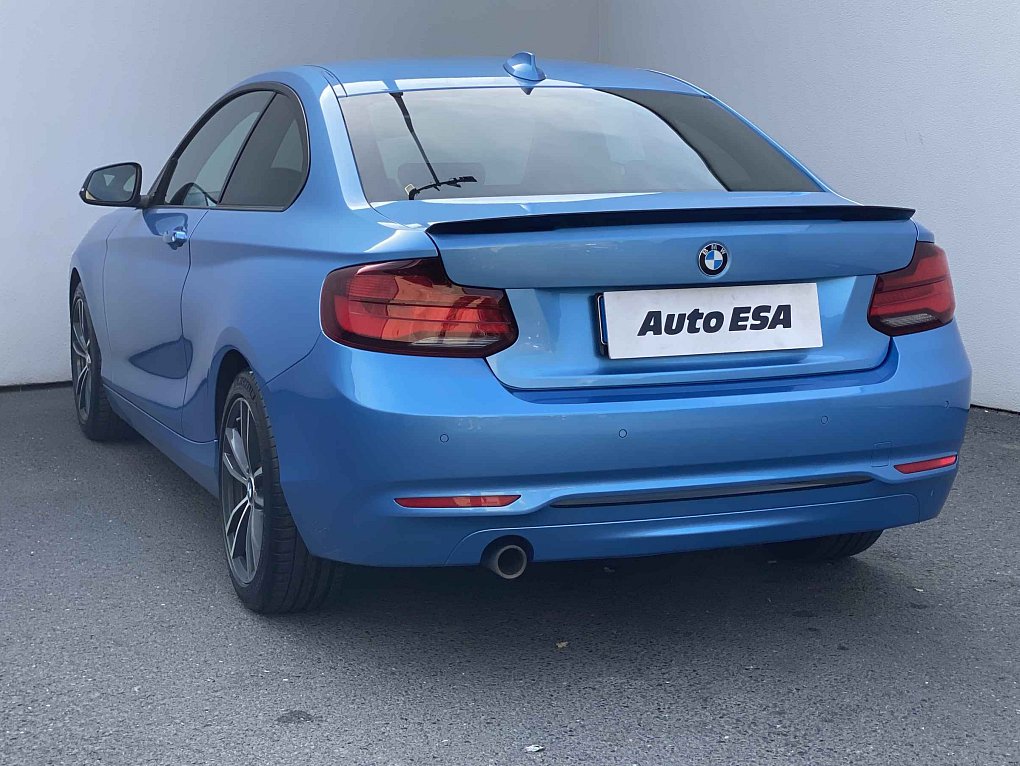 BMW Řada 2 2.0 D  218d