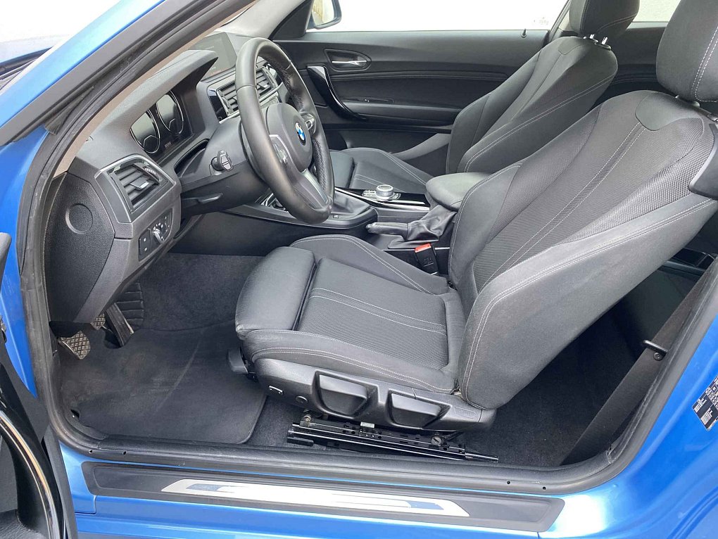 BMW Řada 2 2.0 D  218d