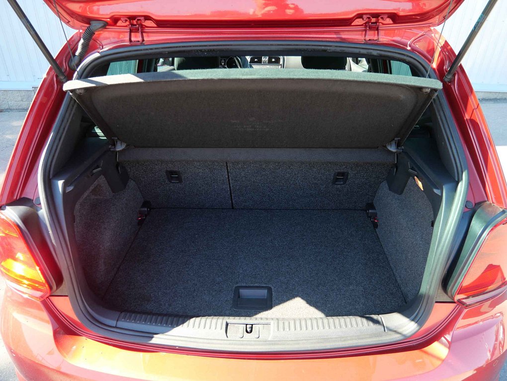 Volkswagen Polo 1.0 MPi R-line