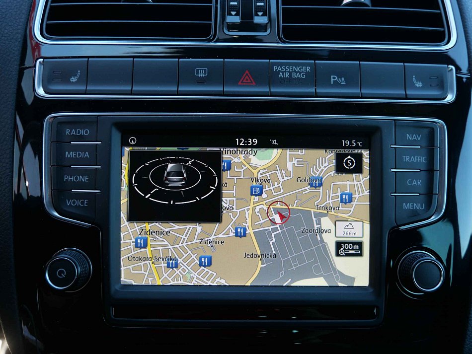 Volkswagen Polo 1.0 MPi R-line