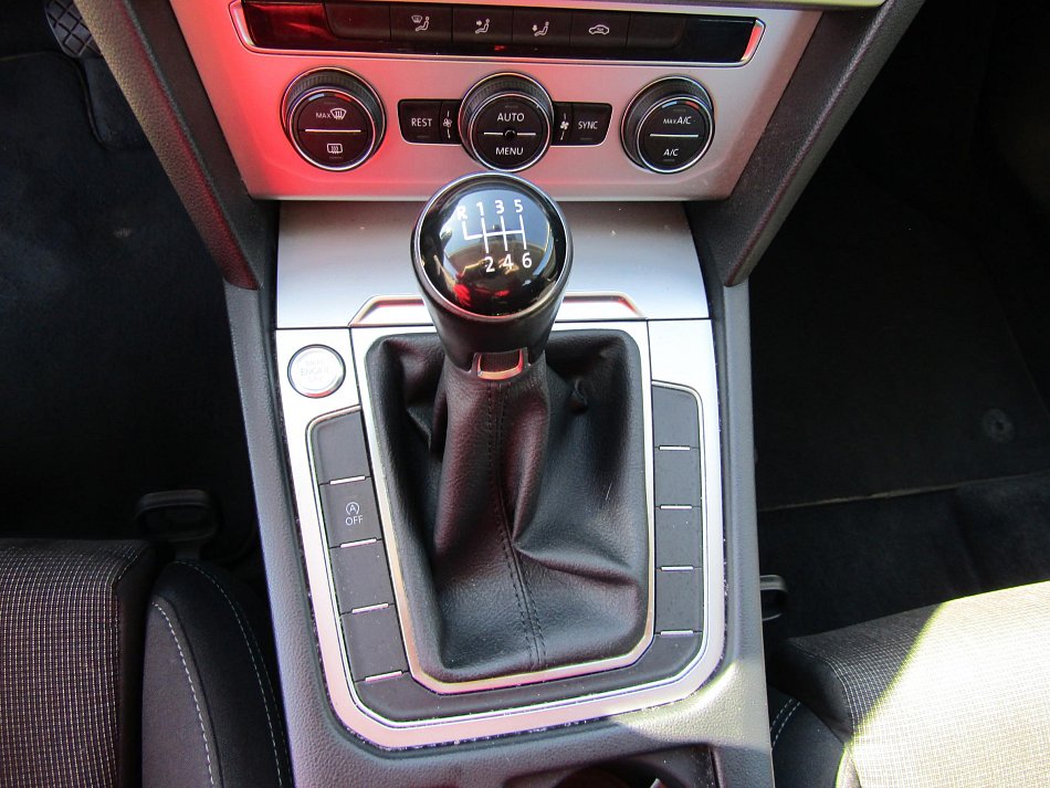 Volkswagen Passat 1.6 TDi 