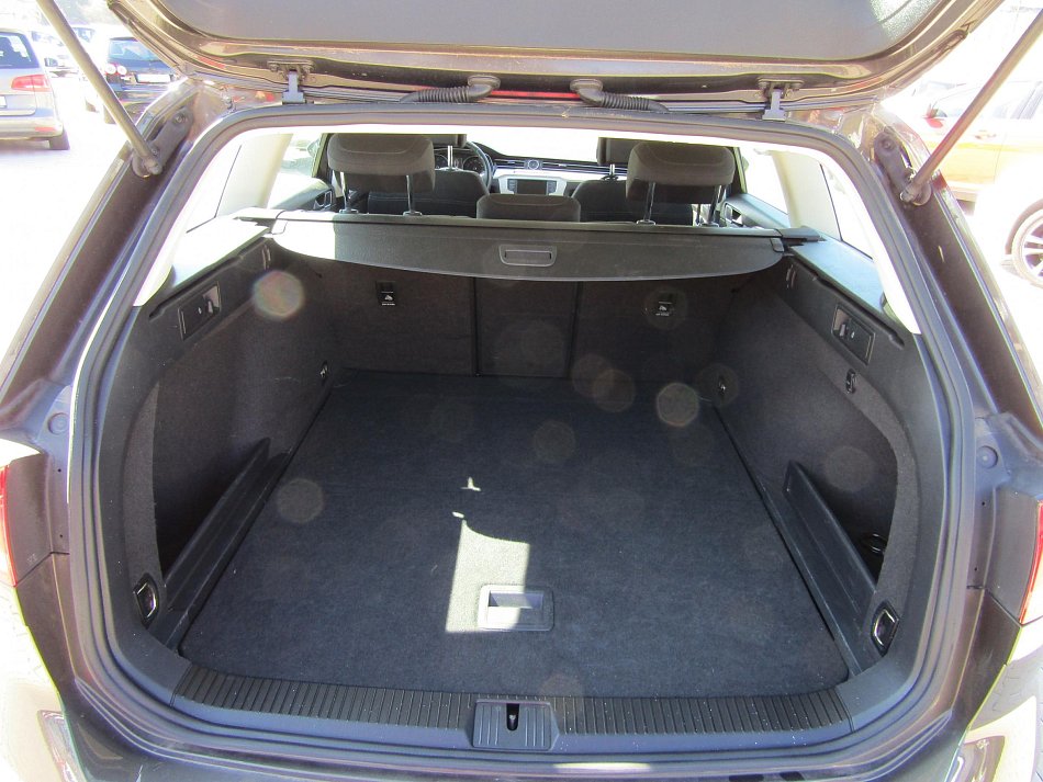 Volkswagen Passat 1.6 TDi 